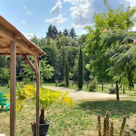 Holiday home En Pleine Nature